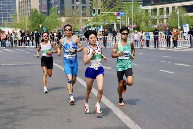 上港客场踢青岛西海岸首发预测！久违外援出战踢主力，张琳芃无缘